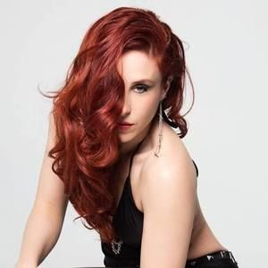 Meet your Posher, Leah